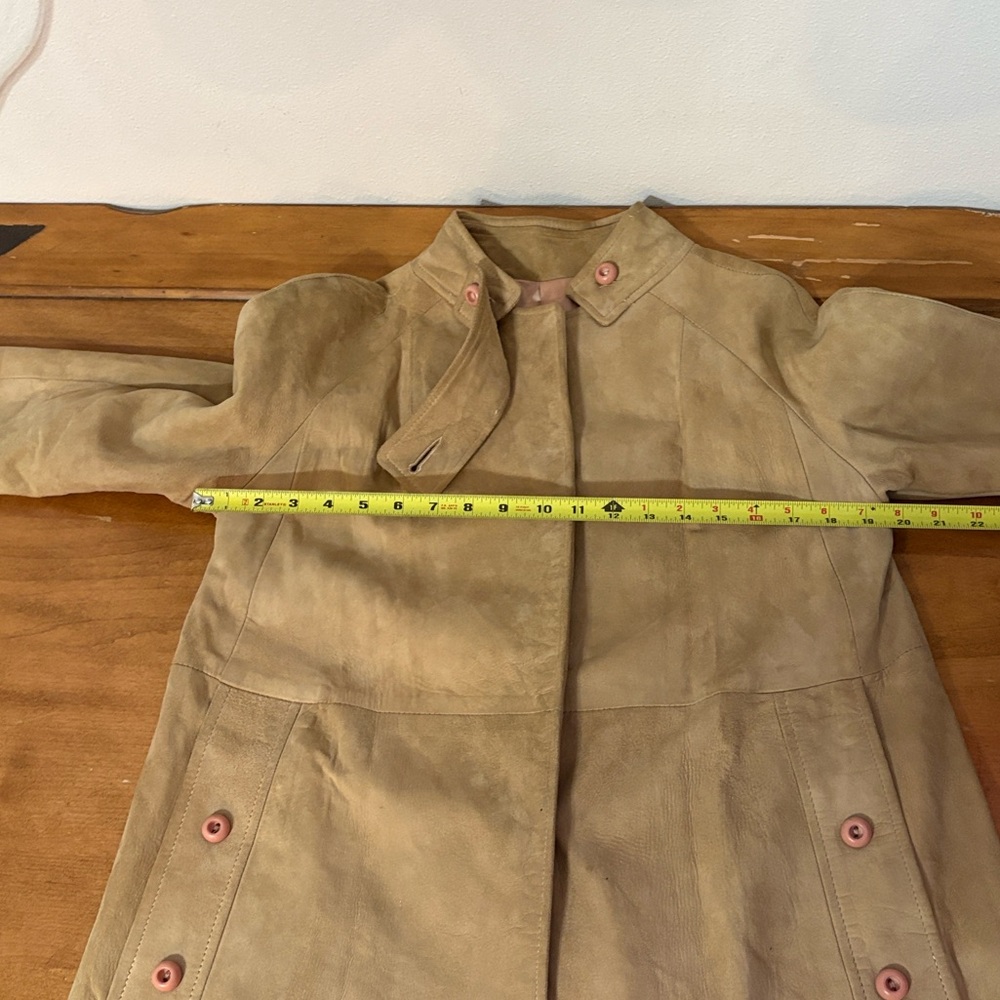 Vintage Elegant Suede Tan Women's Coat Size Small - Picture 9 of 14